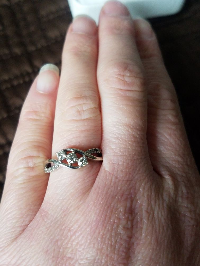 Engagement/Promise ring