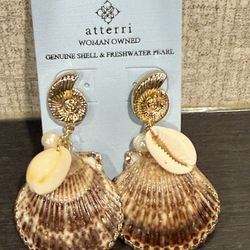 ATTERRI WOMAN OWNED GENUINE SHELL & FRESH WATER PEARL DROP EARRINGS 2,5”