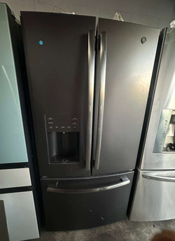 Deal: GE Black Stainless French Door w/ Dispenser