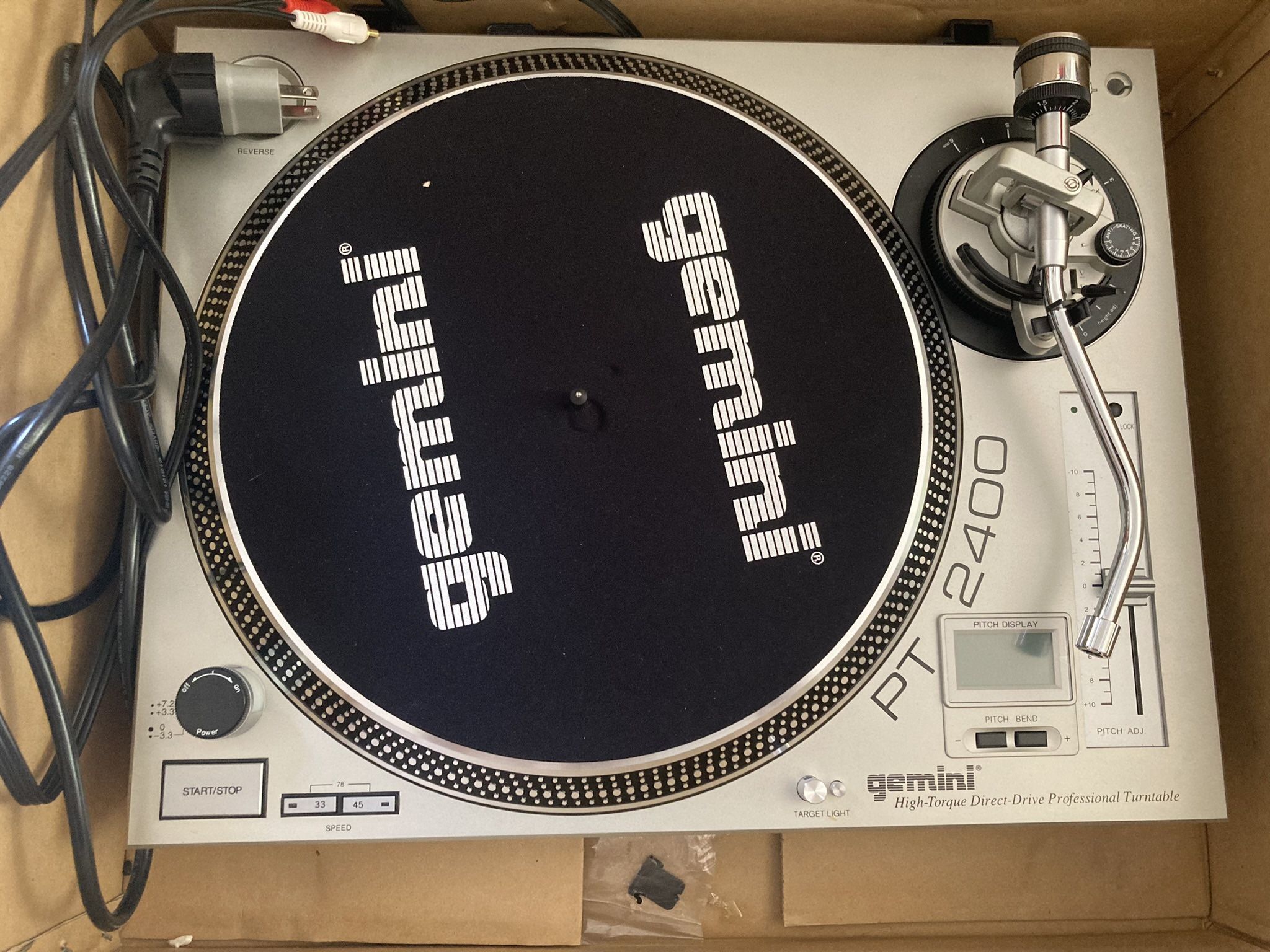 Gemini PT-2400 Turntable