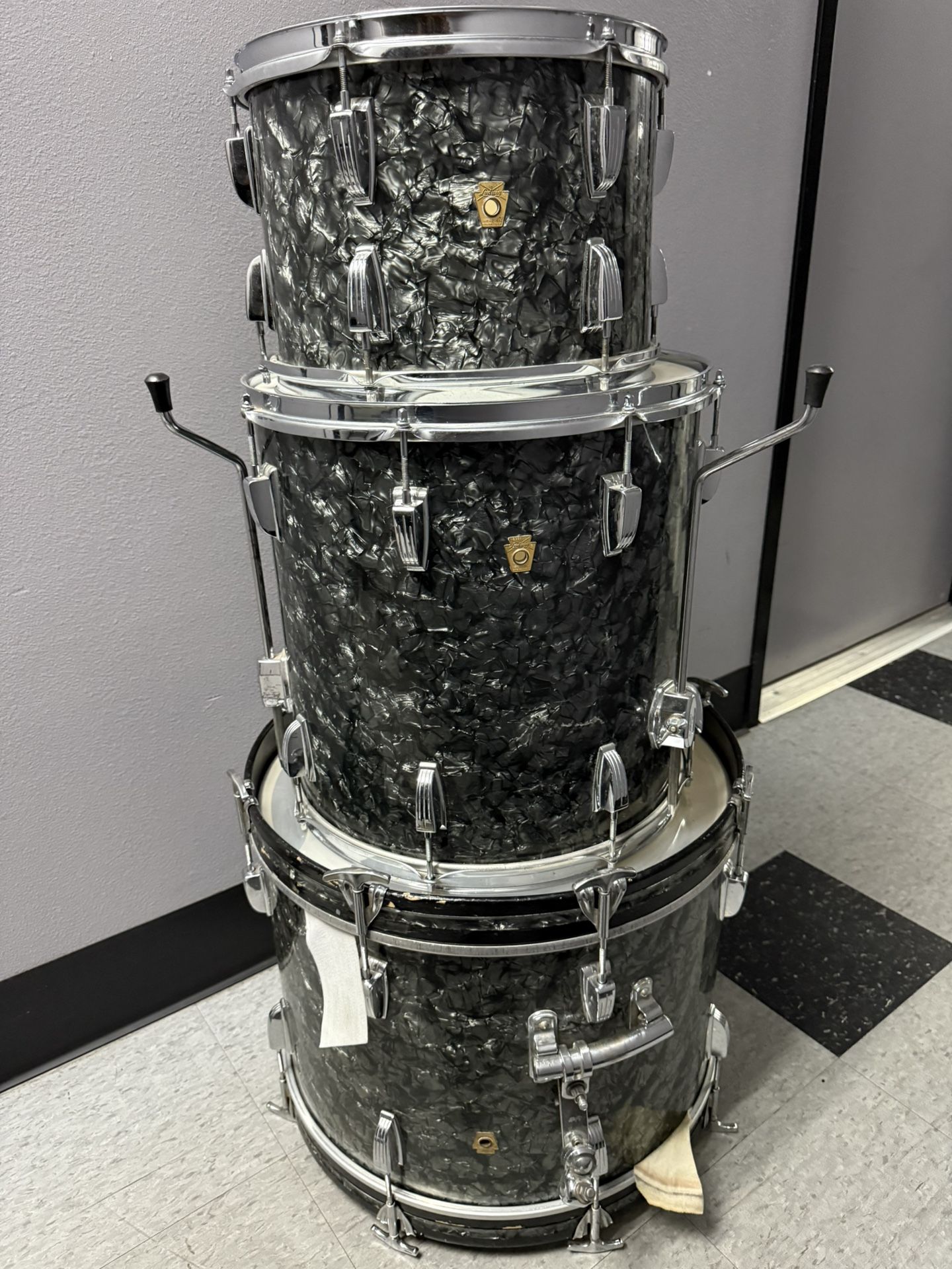 Ludwig 1967 Drum Set - 13/16/20 Black Diamond Pearl