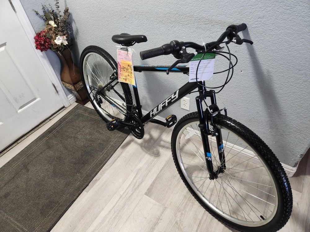Huffy Bike Rack Greek 29 18 Speed Mont Sports Condition Like New Ready To Ride