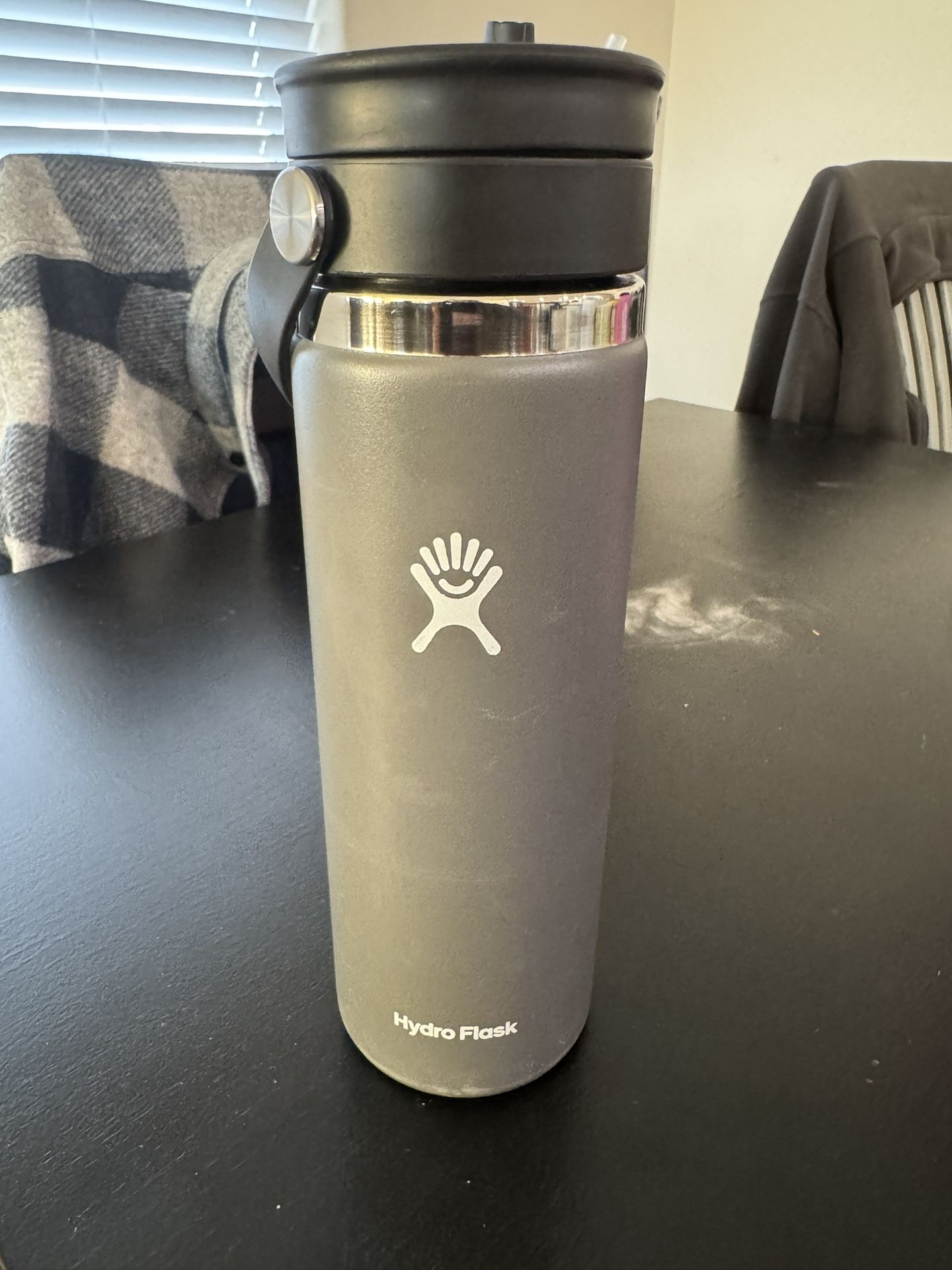 Gray Hydro Flask With Custom Etching