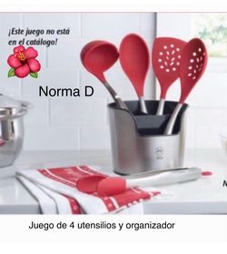 Juego de organizador y 5 utensilios rojos nuevos en sus cajas no se venden por separado el precio es fijo 🌺 princess house 🌺