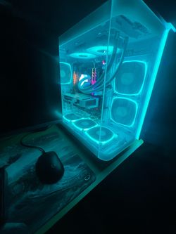PC / keyboard / mouse / monitor light