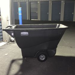 Nice Rubbermaid  Kart On Wheels Good For Many Things 
