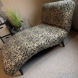 Beautiful Chaise Lounger