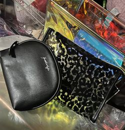 Kendall Kylie 2pc Cosmetic Makeup Bag Gift set Leopard Print for