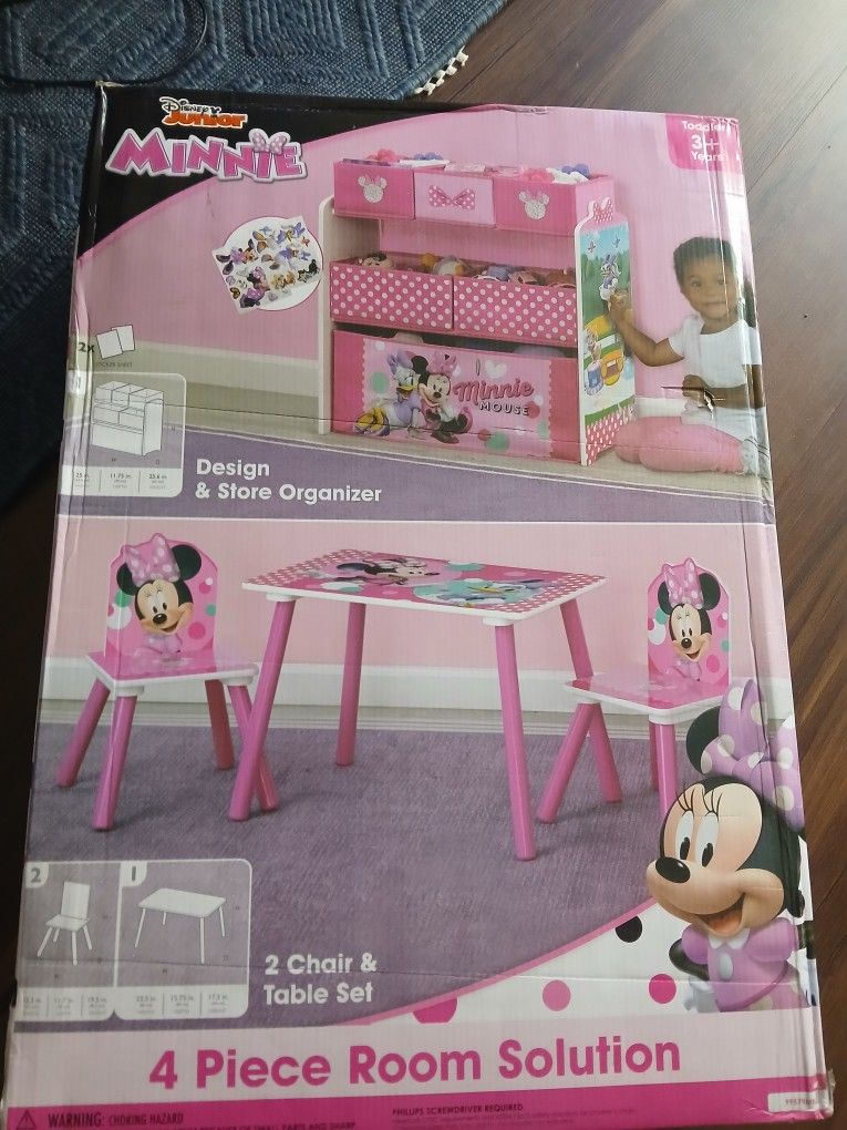Mini Mouse Table "Brand New Never Opened " π―π―π―
