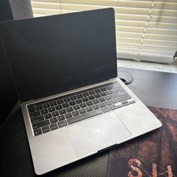M1 MacBook Pro 13”