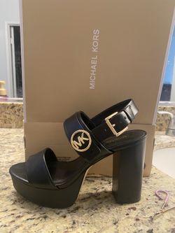 MK black Heels