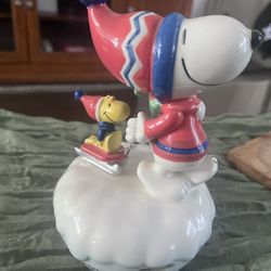 Snoopy Christmas Music Box