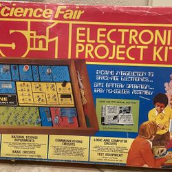Vintage Science Fair 75 In 1 Electronic Project Kit