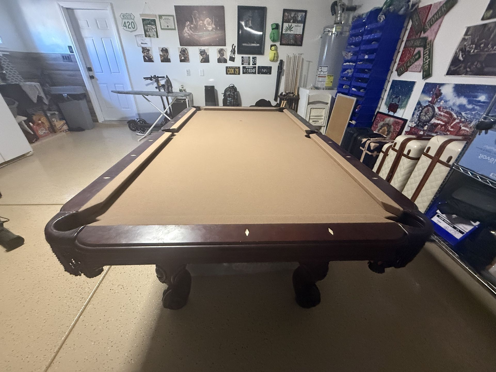 Pool table