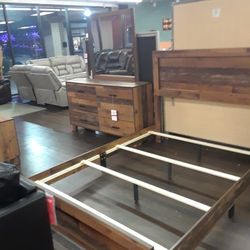 New 4-Piece Queen Bedroom Set Queen Bed Frame Dresser Mirror And Nightstand