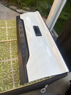 Tacoma Tail Gate ( 3rd gen)