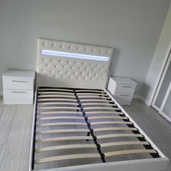 Beds with LED Lights and 2 Nightstands ⚜️ Camas con Luces LED y Mesitas de Noche 🚚