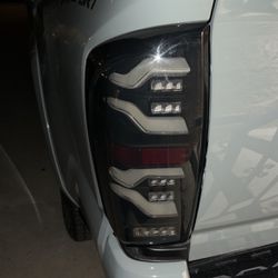 Sequenccial Tail Light 