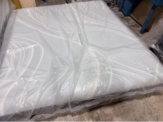 King mattress Tempurpedic ProAdapt medium hybrid 2.0 🔥 financing available