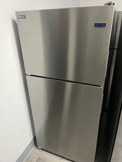 Maytag Top Freezer Fridge – Stainless, Ice Maker