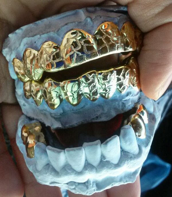 GRiLLZ GRiLLZ GRiLLZ!! for Sale in Dallas, TX OfferUp
