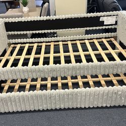 Twin/twin Gray Daybed 