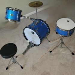 Drumset w/o Drumsticks 
