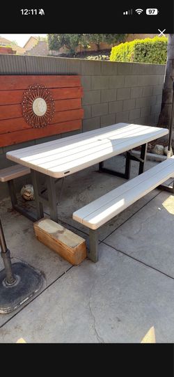 Lifetime Picnic Table