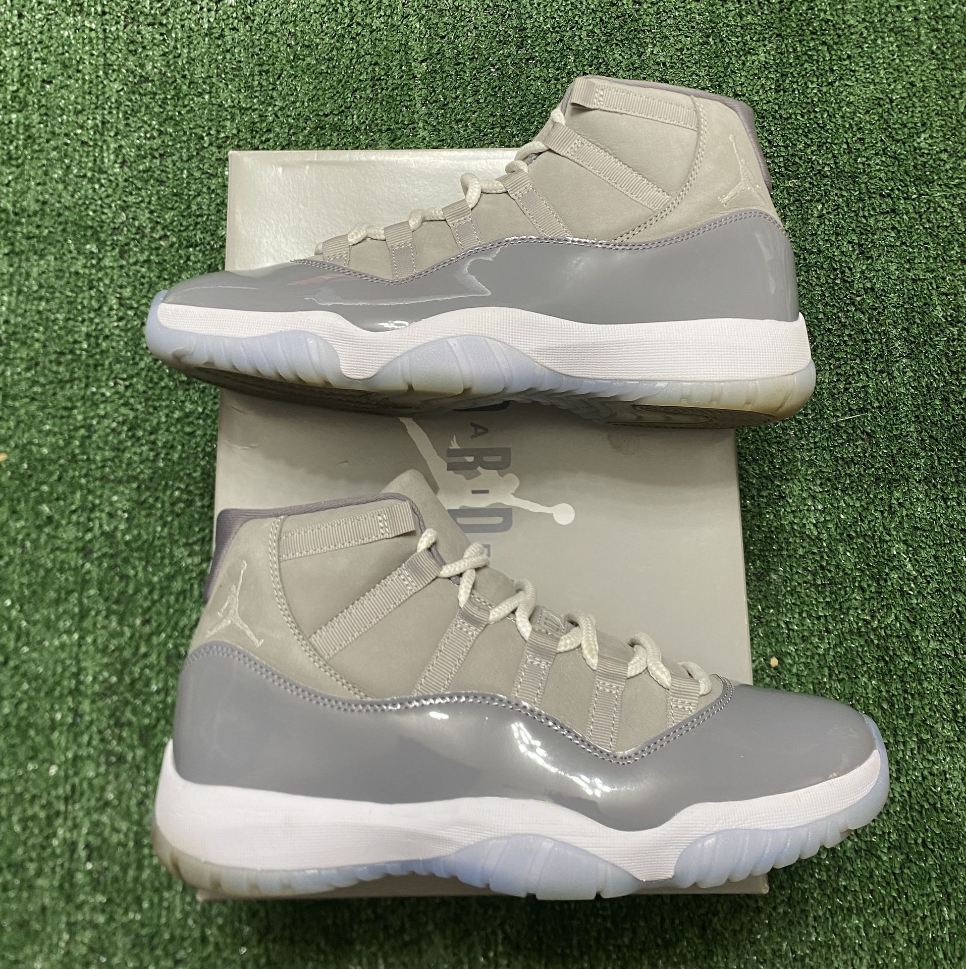 2021 Jordan Cool Grey 11s size 10.5 USED But Clean