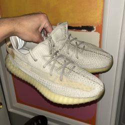 3 authentic pairs Yeezy Boost 350 V2 ‘Light’ ‘Slate’ ‘Beluga Reflective’