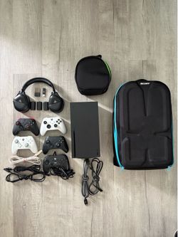 Xbox series X and accessories