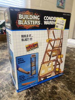 Kenner - Building Blasters - Condemned Warehouse