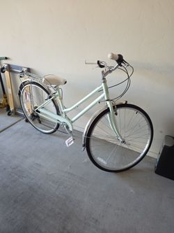 Schwinn!! Girl Bike.. Brand New
