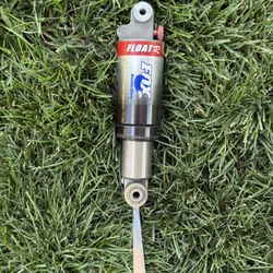 Fox suspension (Float R)