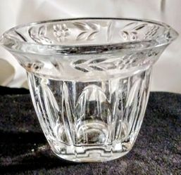 Vintage St George 24% Fine Lead Crystal Votive Holder Flared Rim Leaf Etched USA