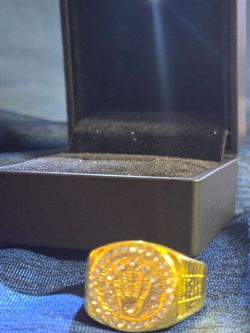 Men's Italian crown ring