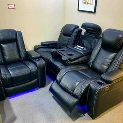 Party Time Power Reclining Sofa

by Ashley Furniture