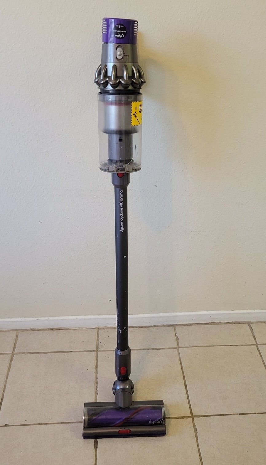 Dyson Cyclone V10 Animal Stick Vacuum