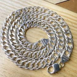 Sterling silver necklace  size 24” 93.6g