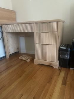 Assembled Vabches Fluted Executive Desk with Drawers – Oak