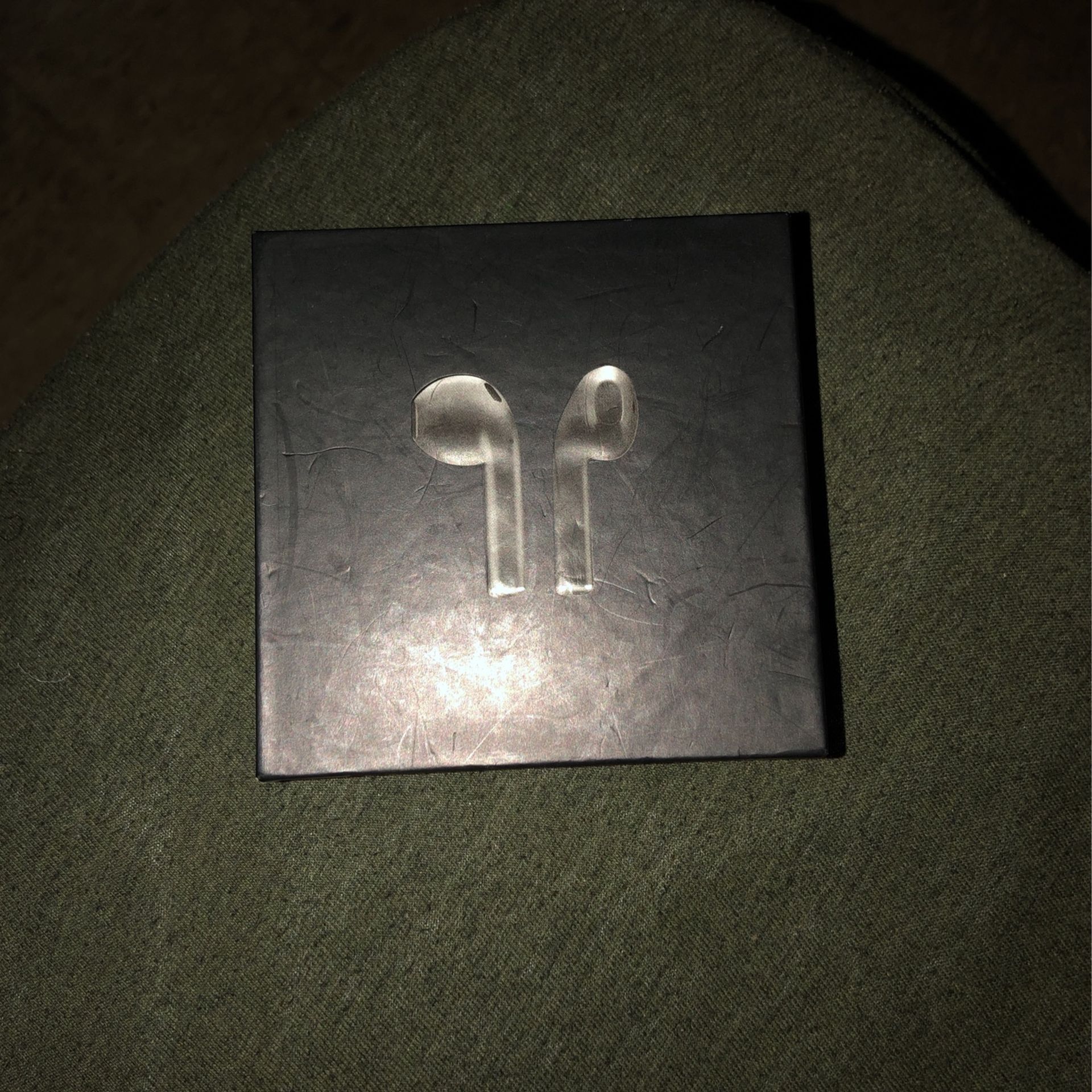 AirPods