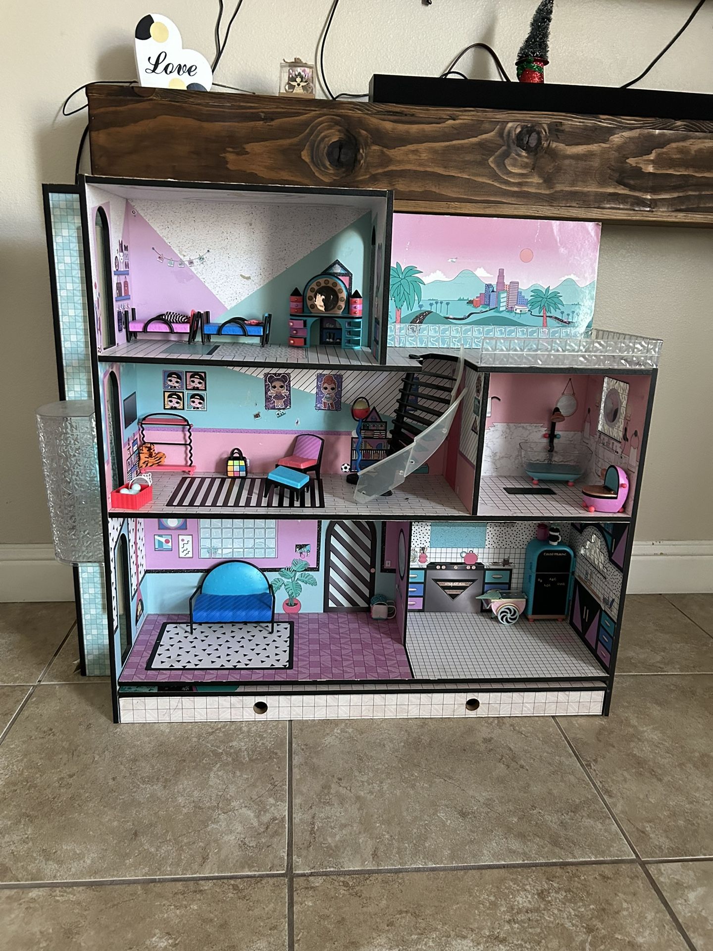 LOL Doll House