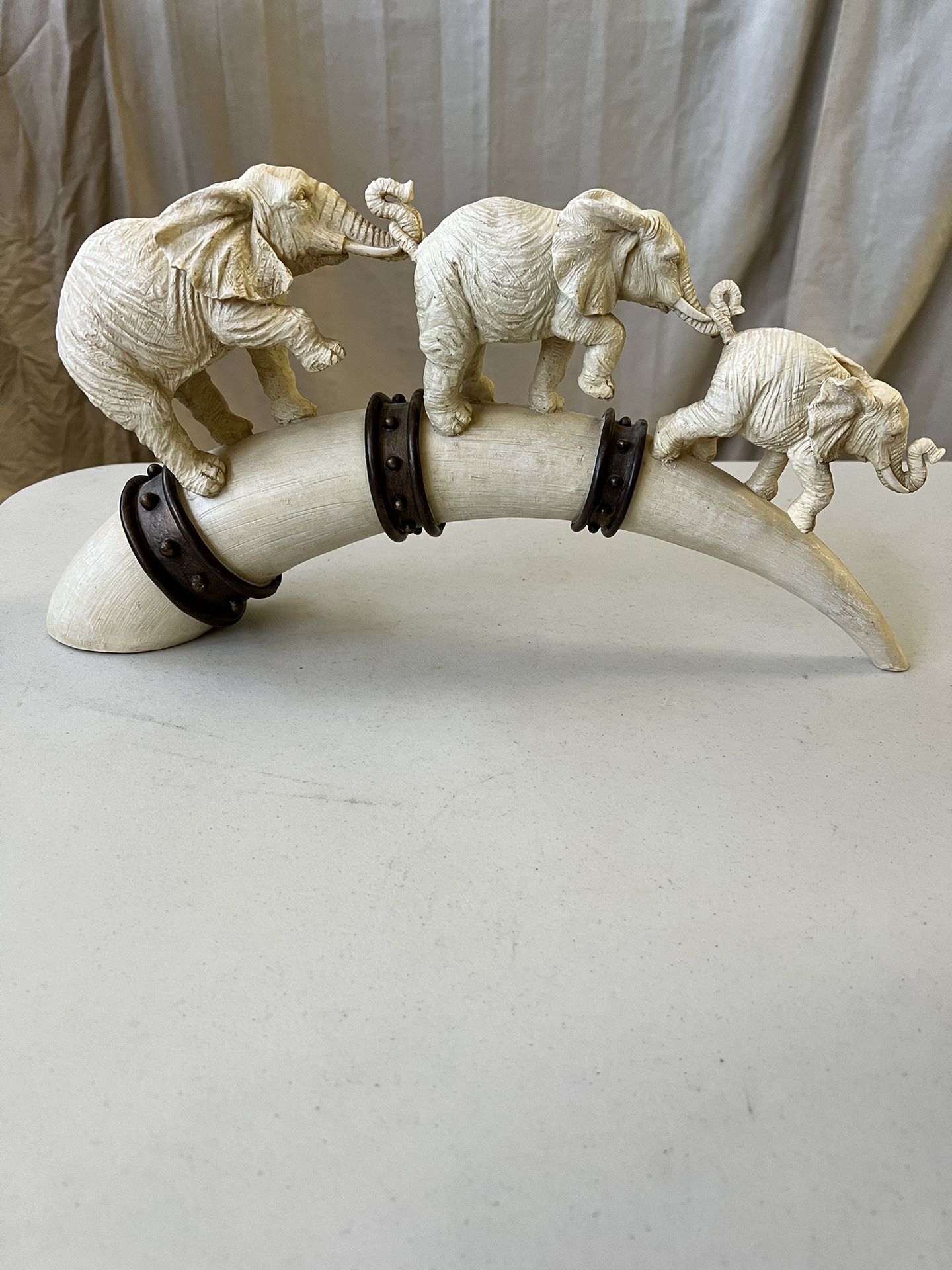 Vintage Resin Elephants Figurine
