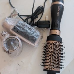 Blow Dryer Brush