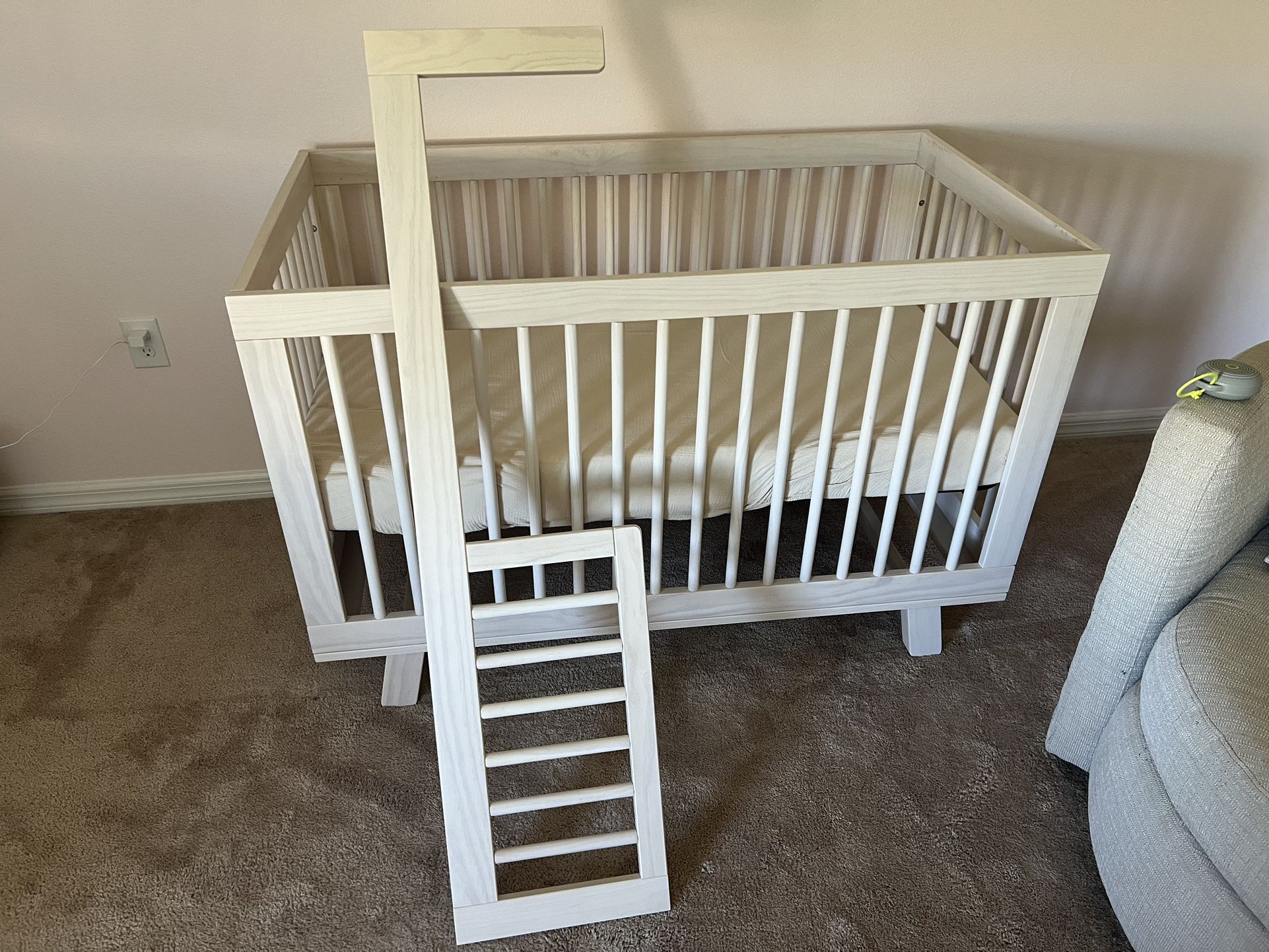 Baby Neutral Crib
