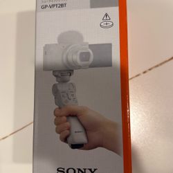 New Sony GP-VPT2BT/W Wireless Shooting Grip with Remote Commander