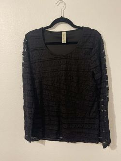 Black Long Sleeve Lace blouse/Top