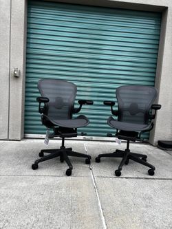 🏁 Herman Miller Aeron Chairs Size B 🏁
