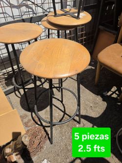 Industrial Bar Stools with Wood Seats – Set of 5