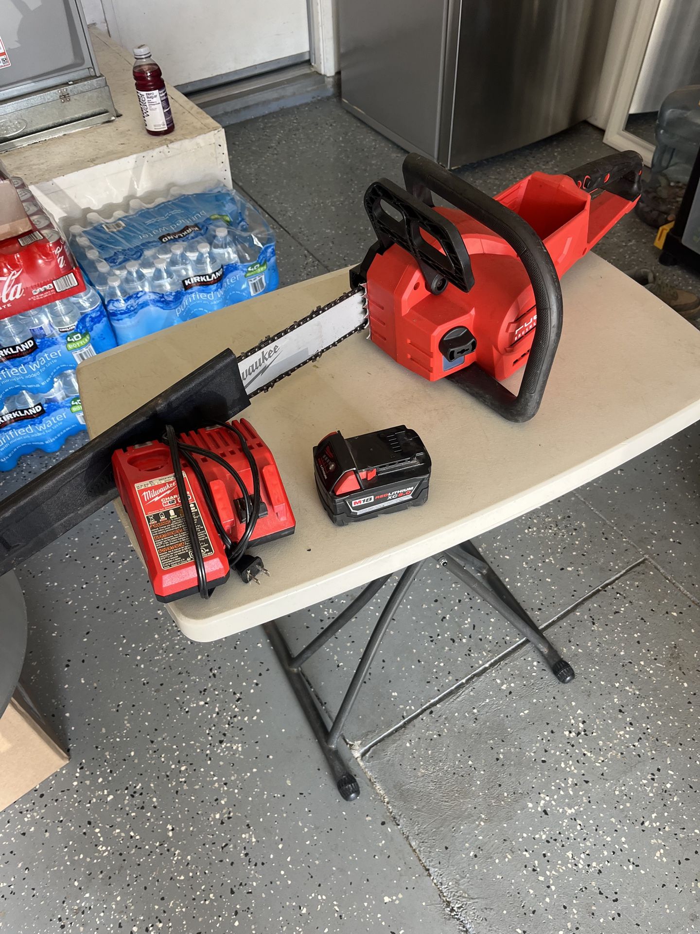 Milwaukee Chainsaw M18